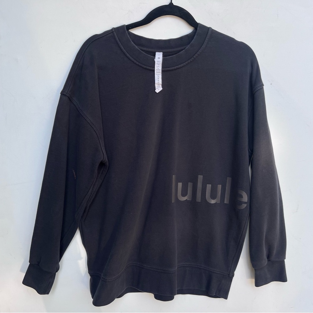 Lululemon perfectly oversized crew spell out sweatshirt 4 black logo - Picture 2 of 8